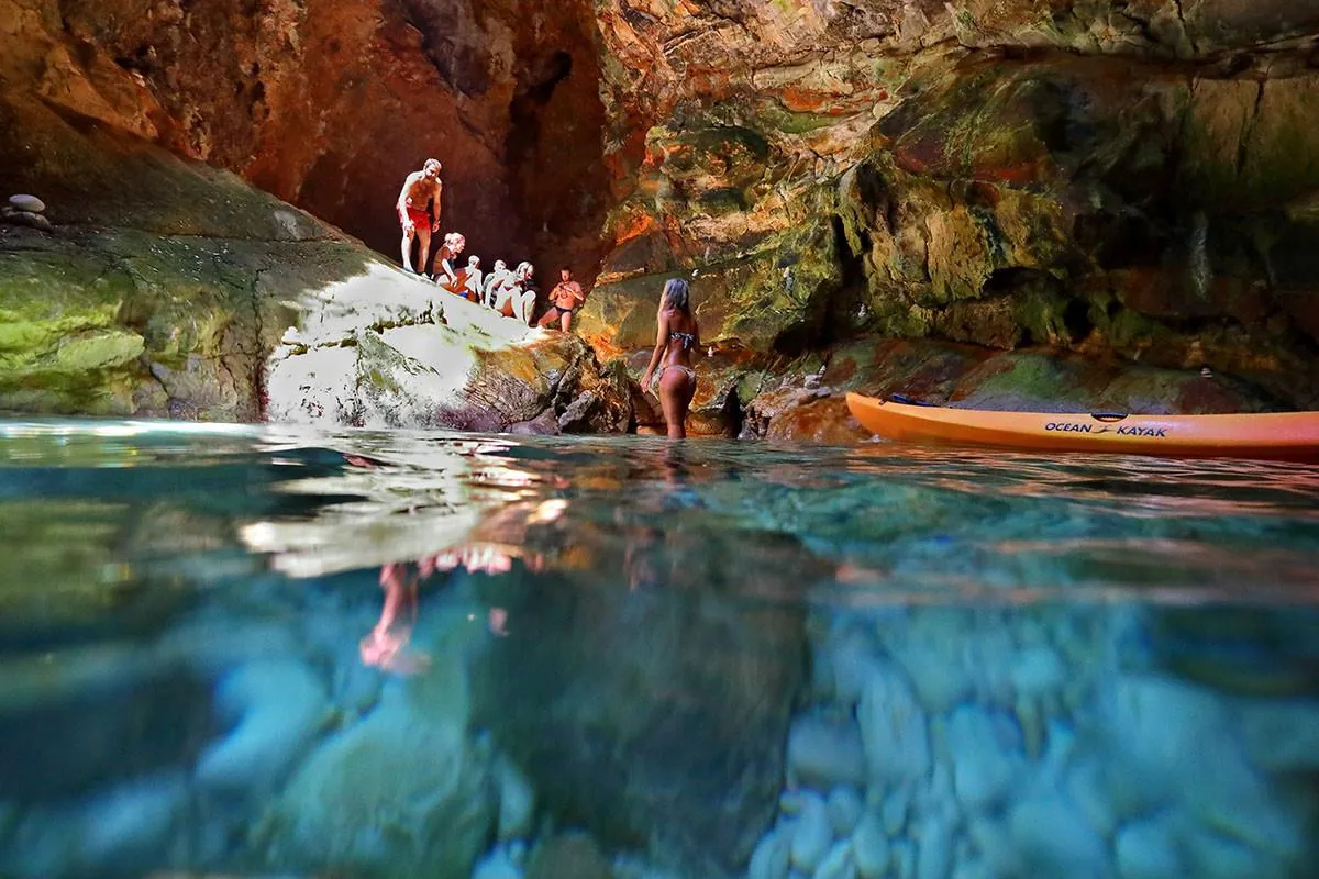 Dugi otok: tunnel, Golubinka cave and Sakarun, photo 5